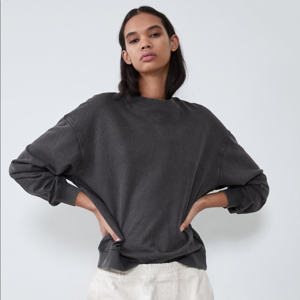 Zara Faded Sweatshirt